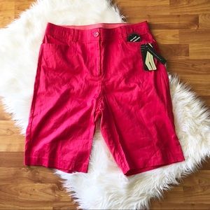 Counterpart Cropped Capris/Bermudas